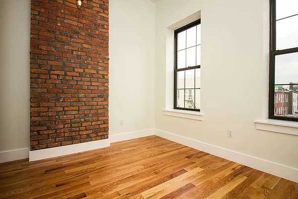 Rented by Nooklyn NYC LLC | media 38
