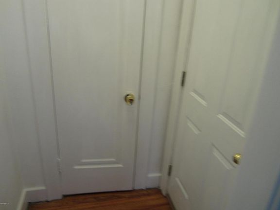 2nd image of 877 Patterson Ave SE