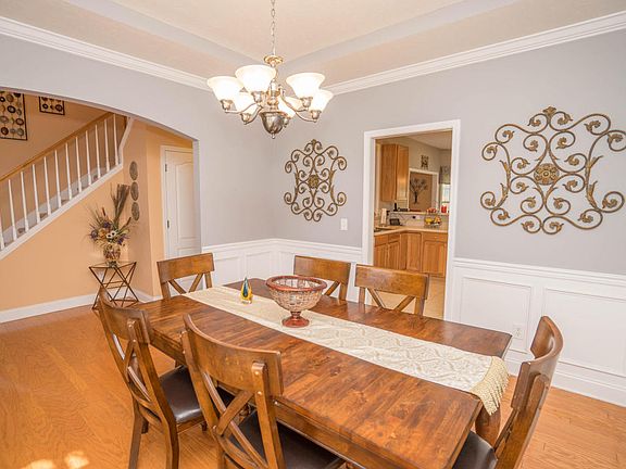 3rd image of 8114 Canter Ln #3