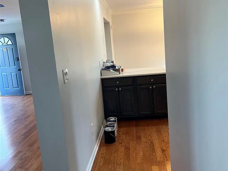 8 Marion Ave #6 — Photo 22