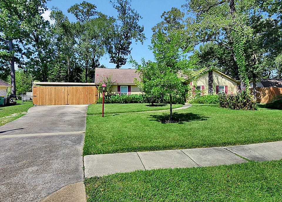 1st image of 25303 Glen Loch Dr