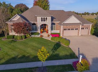 47 Stonebrook Ct, Bloomington, IL 61704