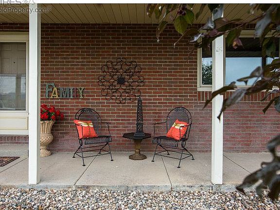 2nd image of 410 Chimney Park Dr