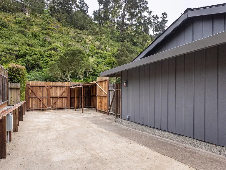 4125 Canada Ct — Photo 24