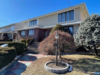 1531 8th St, Fort Lee, NJ, 07024