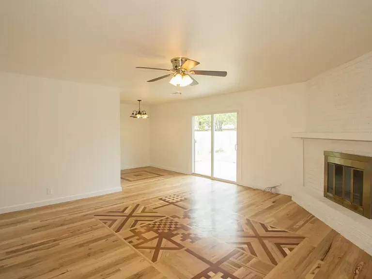 12639 E 33rd Ct — Photo 5