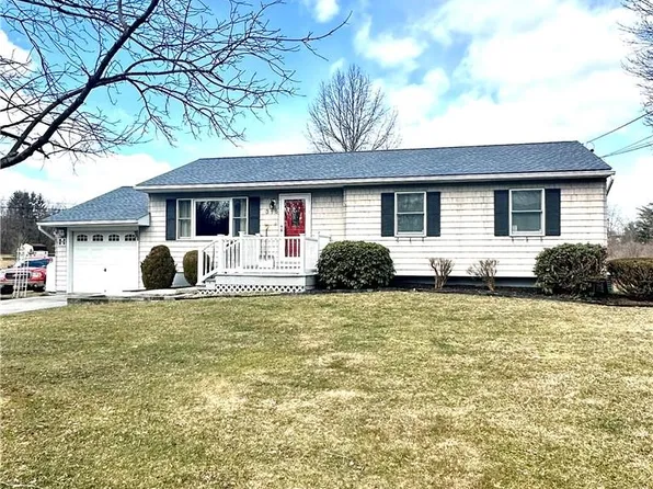 315 State Route 32 S, New Paltz, NY 12561
