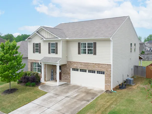 399 Maple Brook Dr, Dawsonville, GA 30534