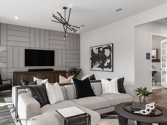 7th image of this home