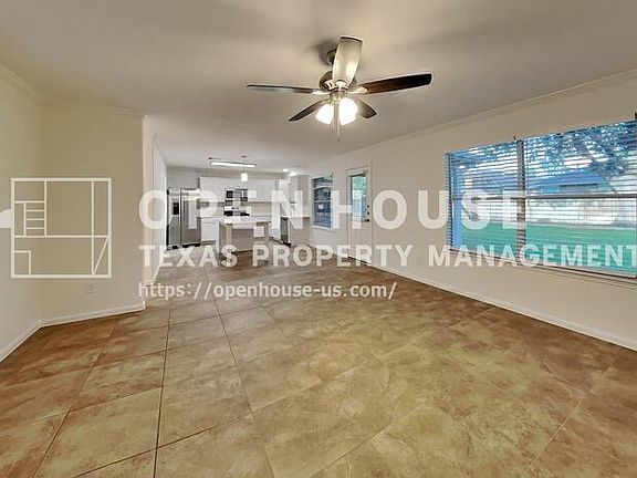 3rd image of 32334 Summer Park Ln