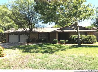 120 Creekside Dr, Boerne, TX 78006
