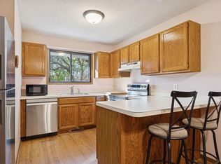 7573 Wedgewood Way, Maple Grove, MN 55311