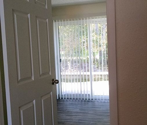 4th image of 775 Monroe St APT 11