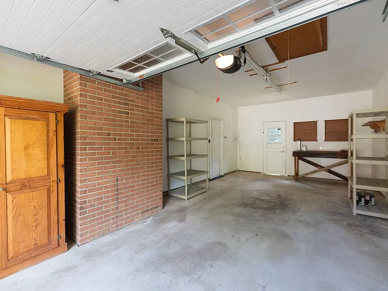 5517 Robinridge Rd — Photo 6