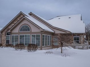 1905 Fairways Dr, Streetsboro, OH