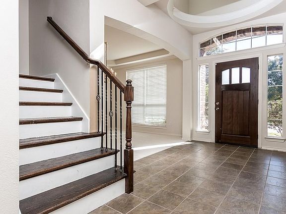 3rd image of 2074 Brazos Dr
