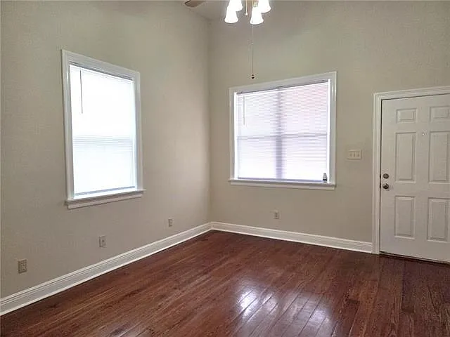 222 David St — Photo 17