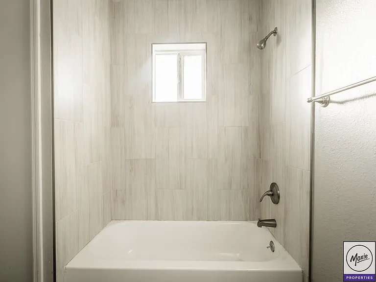 3615 E Coronado Rd #2 — Photo 8
