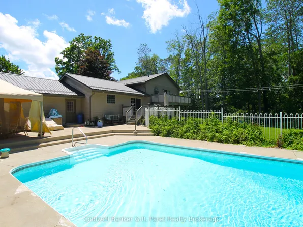 28 Wellington St W, Norwich, ON N0J 1R0