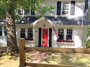 25 Midland Dr, Morristown, NJ