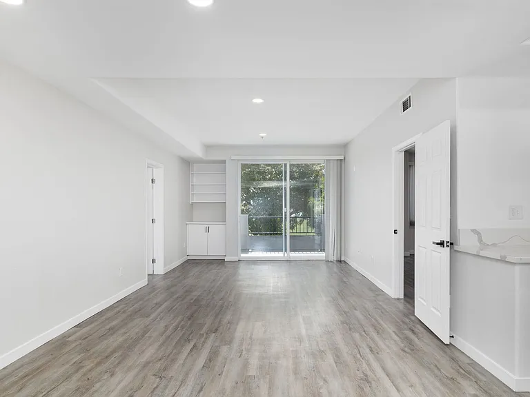 2820 Sawtelle Blvd — Photo 77