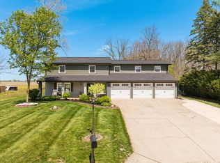 2200 W Pineview Dr, Muncie, IN 47303