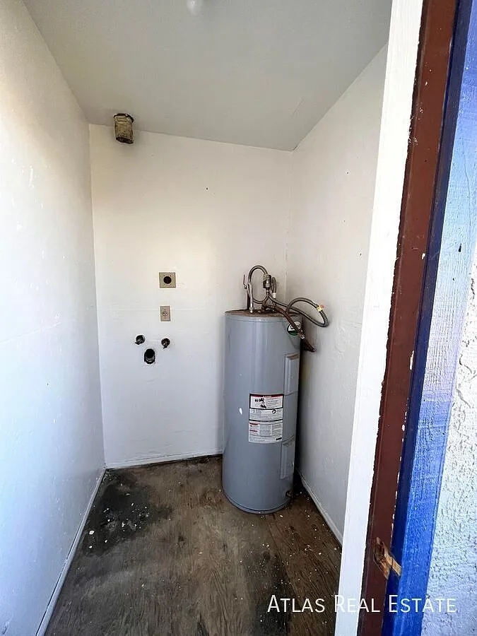 Spacious Mesa Condo | 2 Bed, 2 Bath | Near Tempe Marketplace — Photo 4