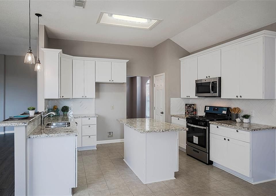 1st image of 20806 Grenoble Ln