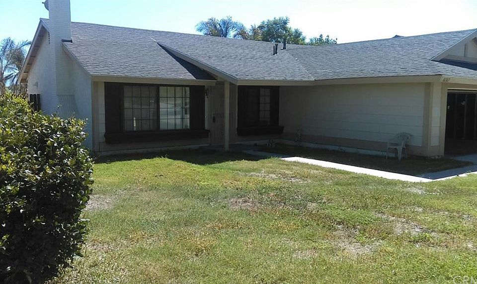 1st image of 16367 Jackson Dr