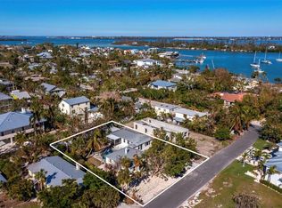 611 Hibiscus Way, Longboat Key, FL 34228