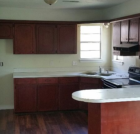 5th image of 6221 S 120th East Ave