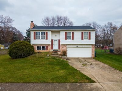 8574 Fairlane Dr, Olmsted Township, OH, 44138