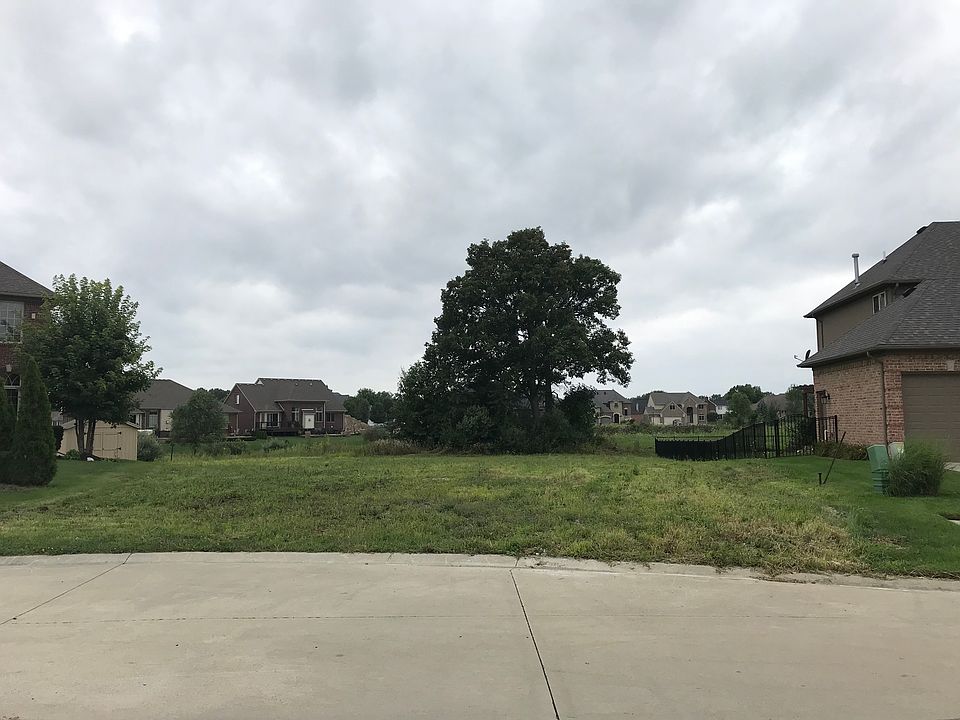 2nd image of 52259 Melody Dr