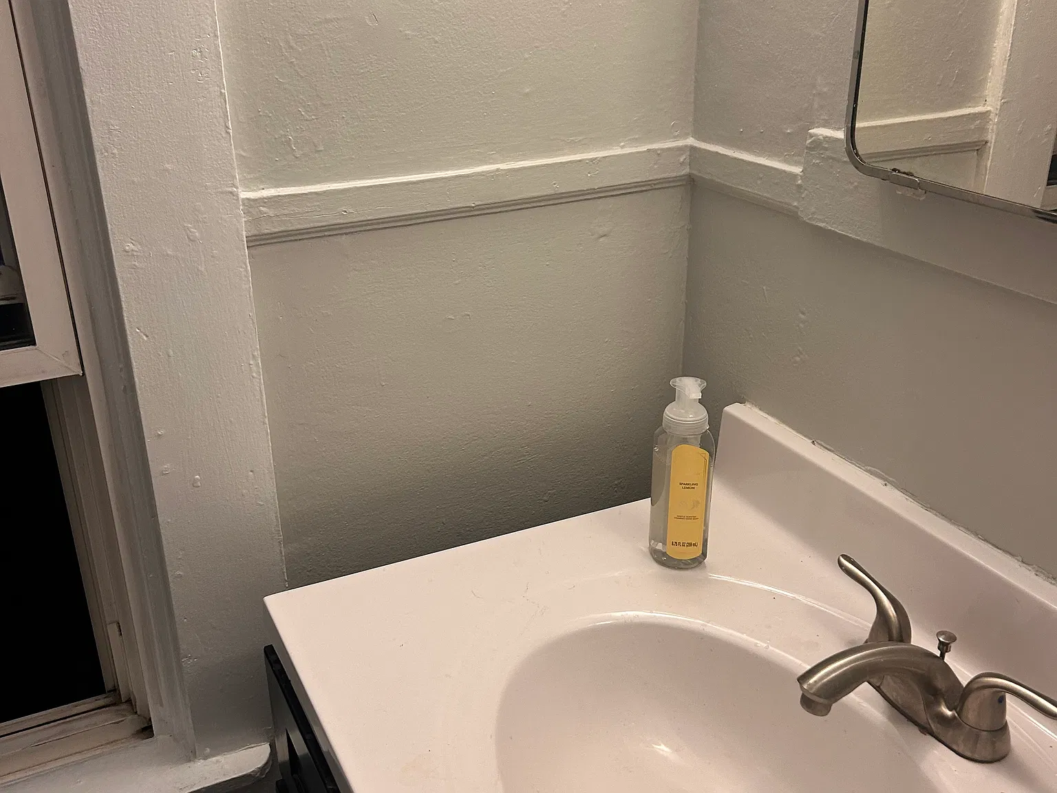 3 bed, $1,600 — Photo 4