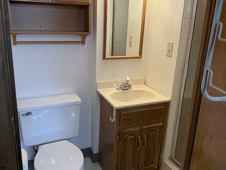 16101 Salem St — Photo 21