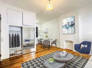 302 W 56th St #1W, New York, NY 10019