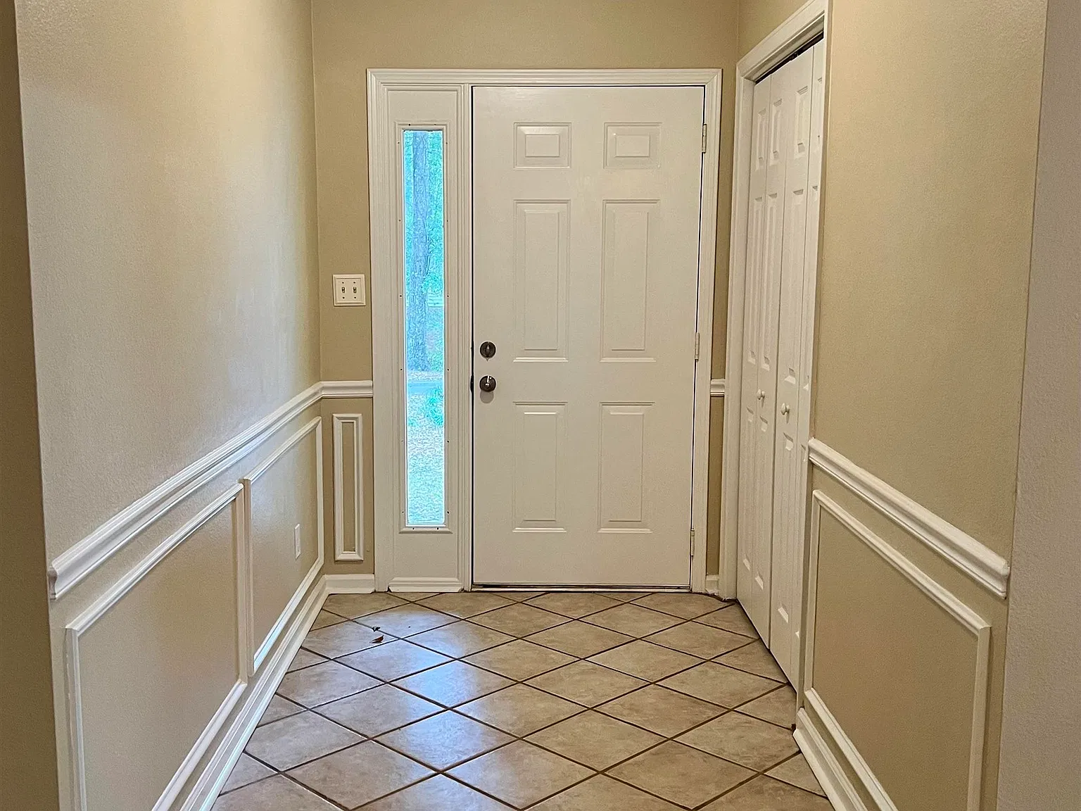 3 bed, 1473 sqft, $1,950 — Photo 2