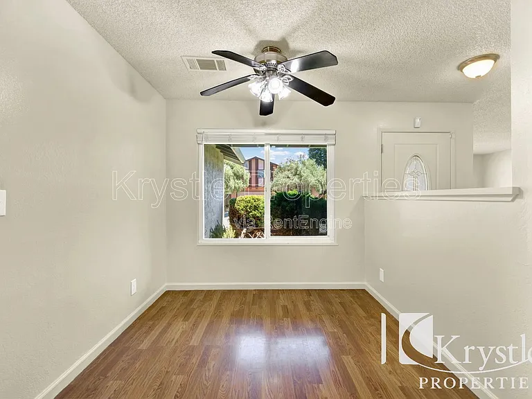 115 Daffodil Cir — Photo 9