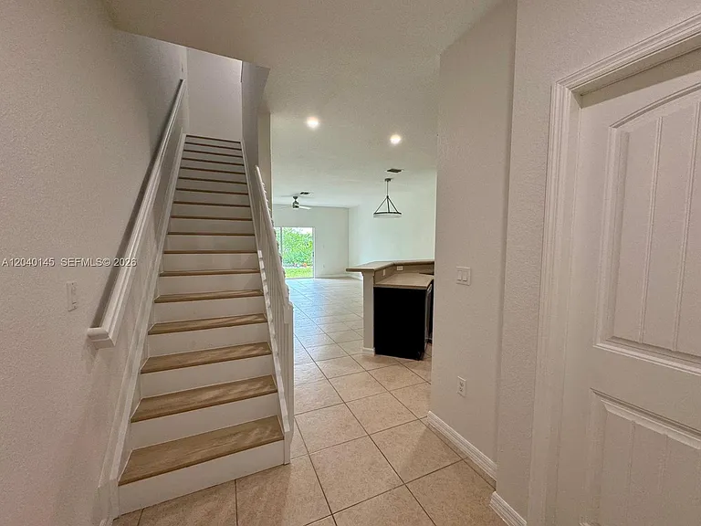 3526 NW 29th Ct #3526 — Photo 3