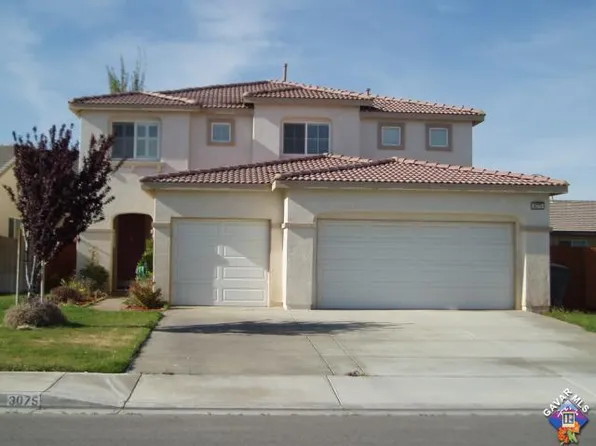 3075 Summer Breeze Ave, Rosamond, CA 93560