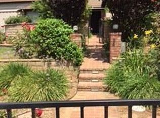 2090 Arroyo Dr, Riverside, CA 92506