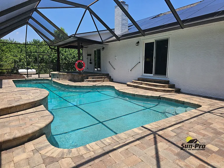 139 Riverwalk Ct — Photo 33