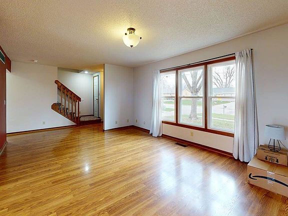 4th image of 316 Ken Maril Rd