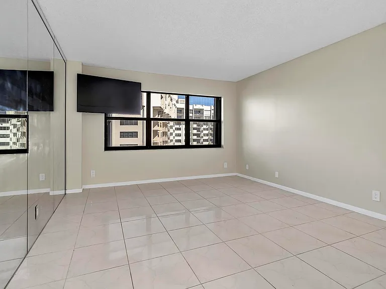 5000 N Ocean Blvd #1102 — Photo 8