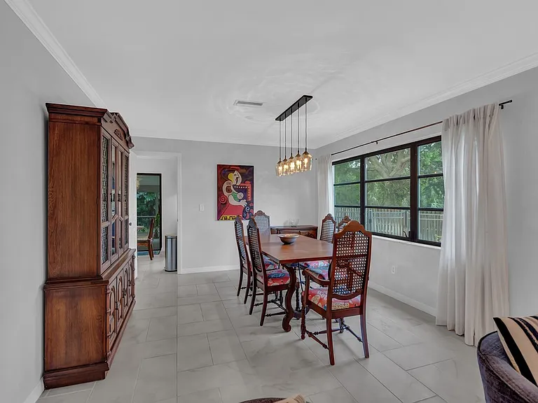 1445 Treasure Cove Ln — Photo 14
