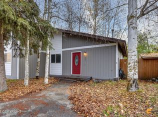 221 Red Leaf Cir, Anchorage, AK 99504