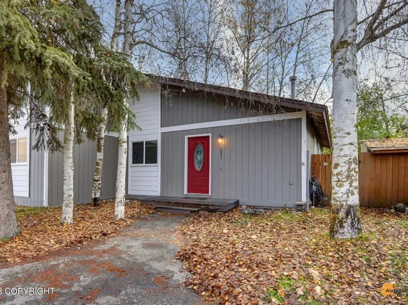 221 Red Leaf Cir, Anchorage, AK 99504