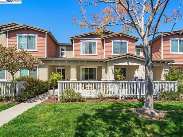 1312 Cobblestone Ln, San Lorenzo, CA 94580