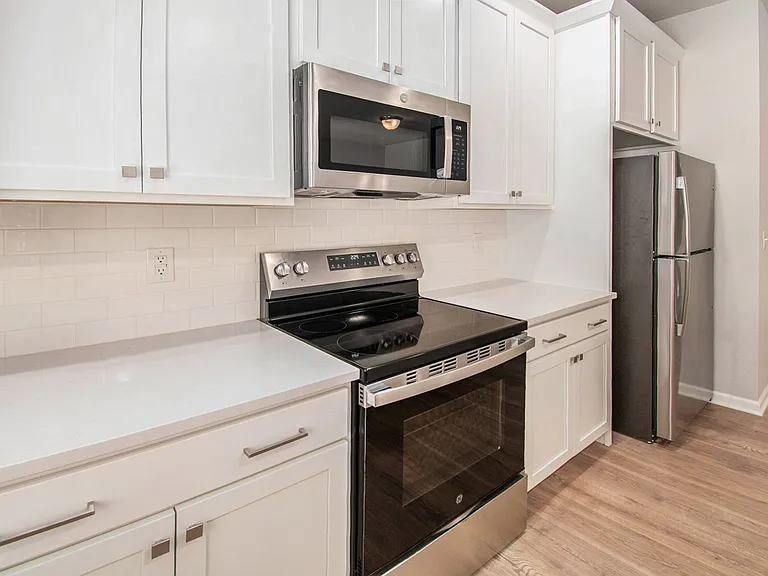 3531 E Sedge Wren Dr SW — Photo 3