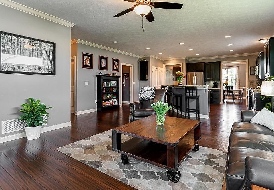 1st image of 3209 Winding Woods Dr